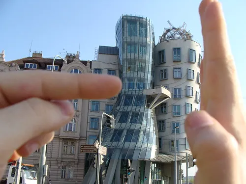 Dancing House trick